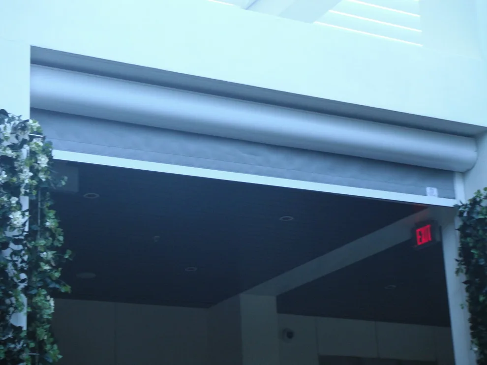 W-Hotel South Beach - Dutch Restaurant Wind Mitigation Screens at 95% by Sentinel Retractable Screens, LLC - Photo 10