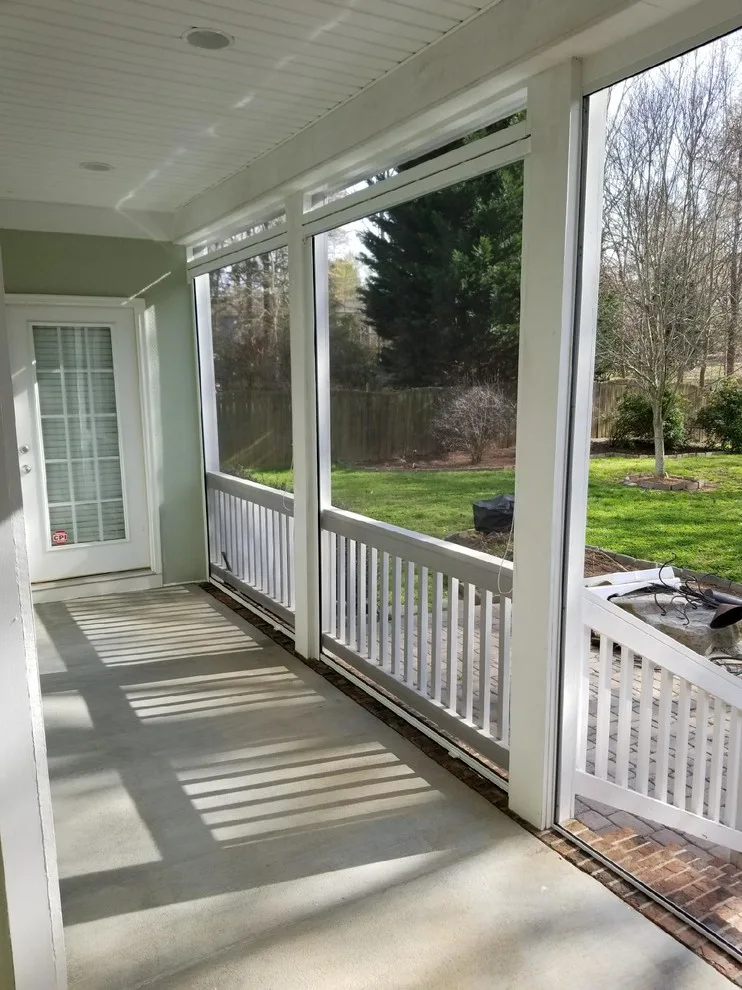 Waxhaw Pull-Down Screens by Screen Squad, Inc. - Photo 2
