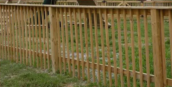 Swearingen Fence & Deck Co - Photo 10