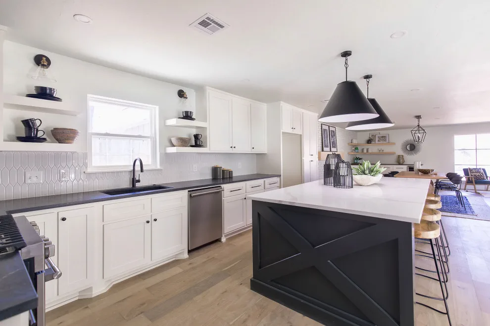 Belle Isle Renovation by Kirby Home Designs - Photo 11