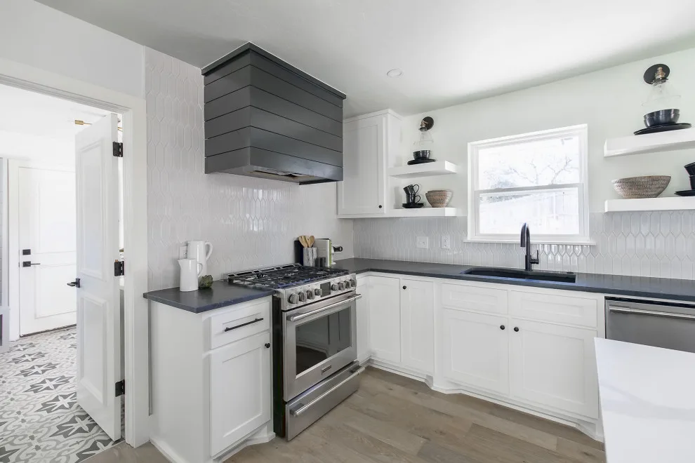 Belle Isle Renovation by Kirby Home Designs - Photo 6