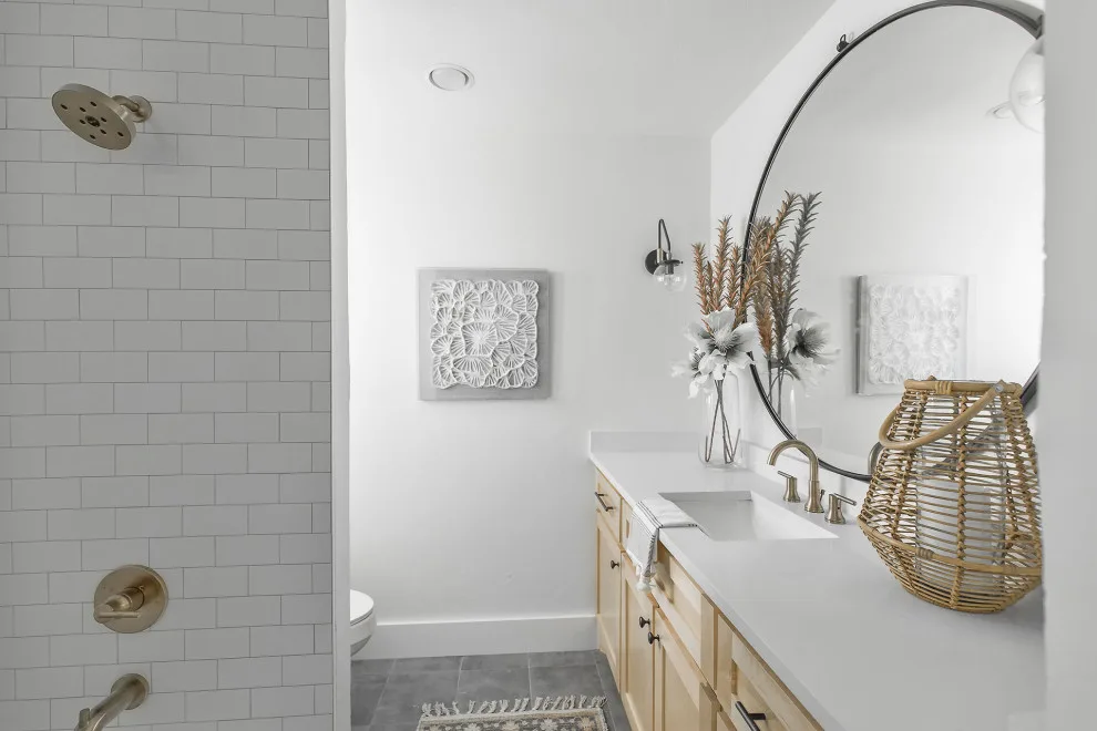 Belle Isle Renovation by Kirby Home Designs - Photo 20
