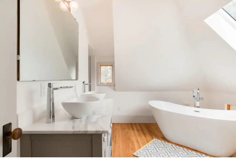 Modern & Contemporary Interior Design - Photo 5