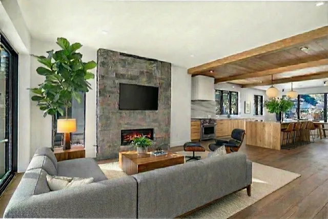 Historic District by Vital Space Designs - Photo 4