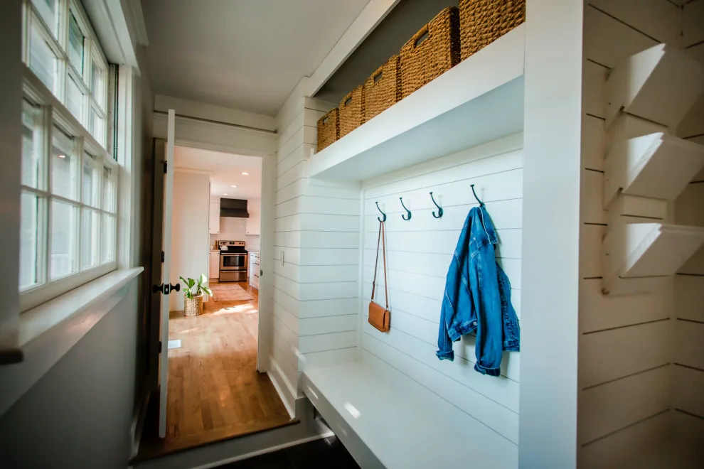 DeBord Interiors - Photo 9