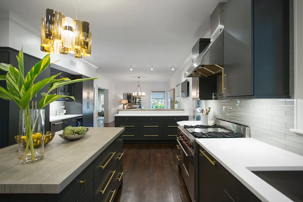 Olmos Park Contemporary Renovation by Audrey Curl Interiors - Photo 5