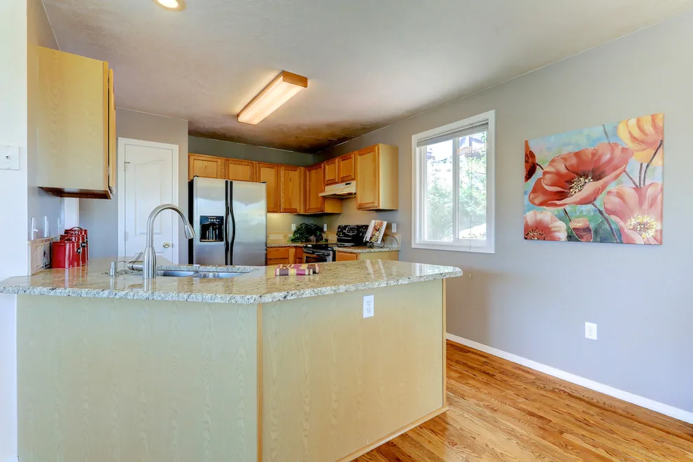 Oregon Trail Preparation by Sarah Waddell, Pomeroy House Interiors - Photo 4