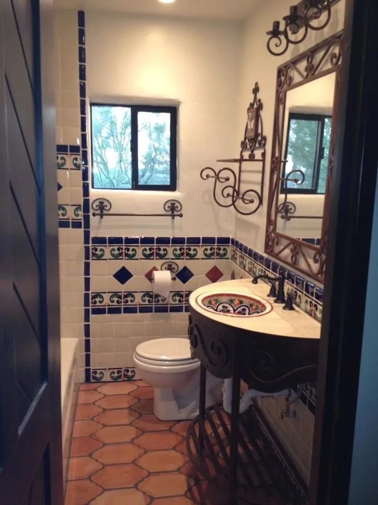 La Casa Mexicana - Photo 8