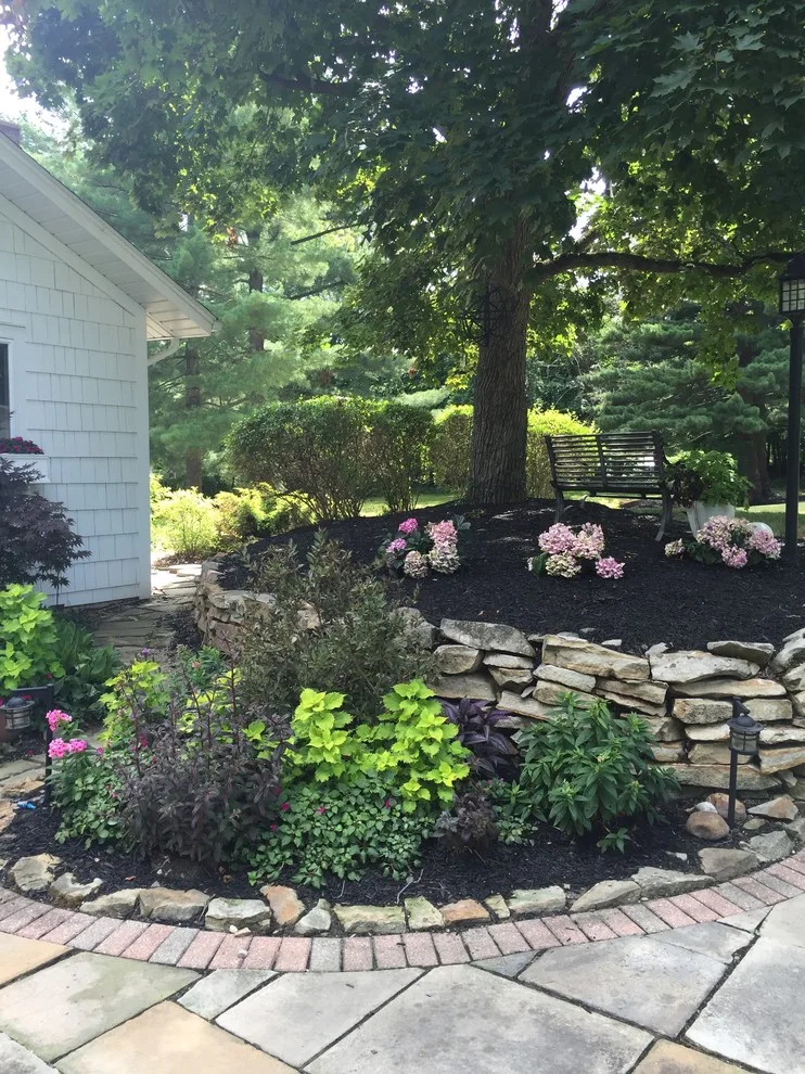 Outdoor Living Areas and Gardens by Monica Lukas Design - Photo 7