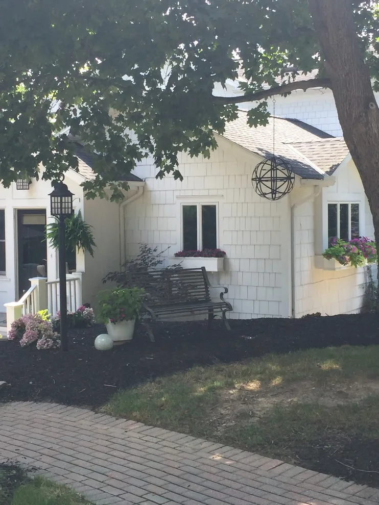 Outdoor Living Areas and Gardens by Monica Lukas Design - Photo 12