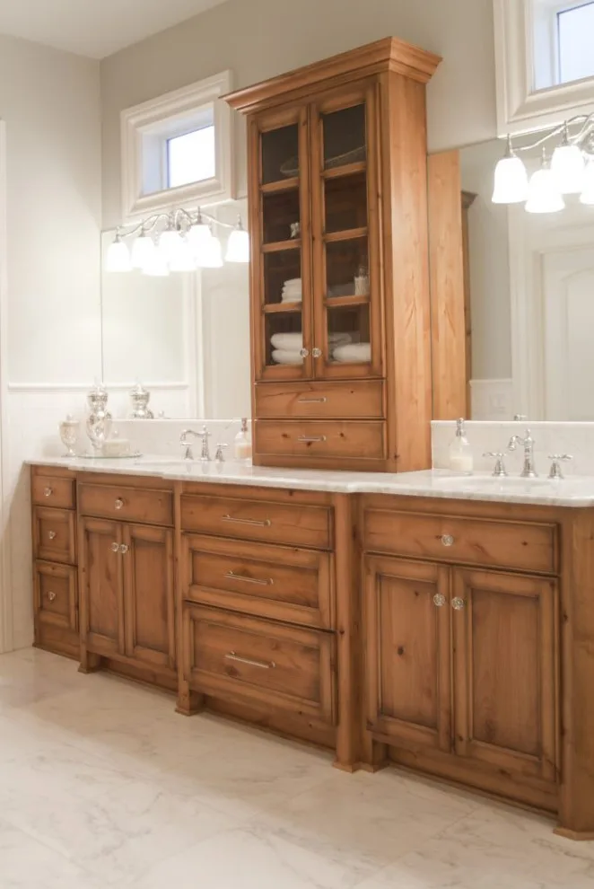 Master Bathroom Suite by Kathy Hanson & Assoc - Photo 2