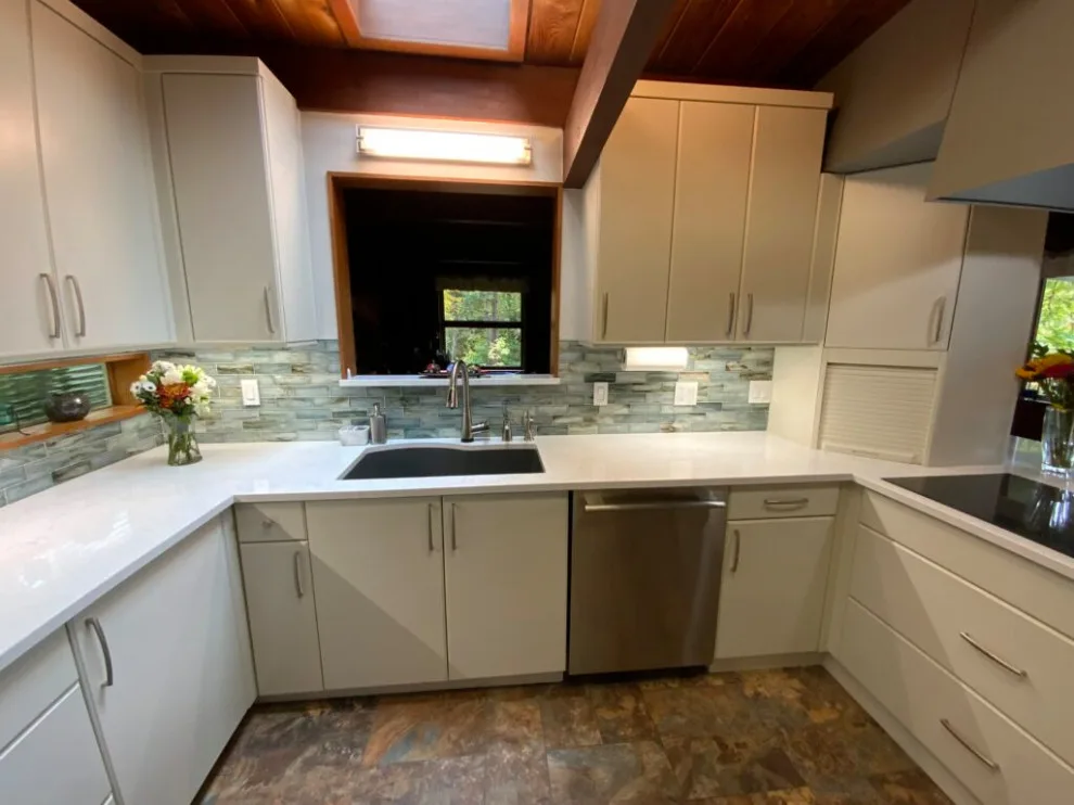 Light Gray Kitchen Renovation by Kathy Hanson & Assoc - Photo 12