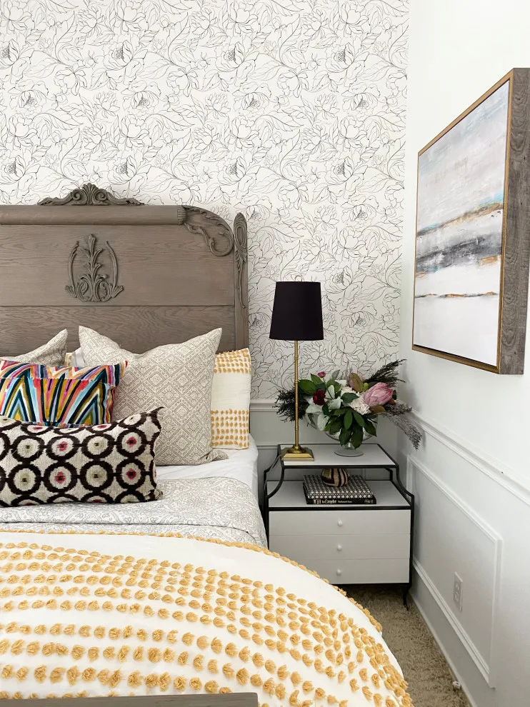 Floral Peony Wallpaper for Guest Room by Ruthie Staalsen Interiors - Photo 4