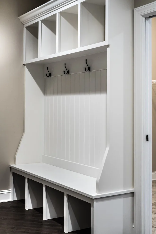 David's Interiors - Photo 6