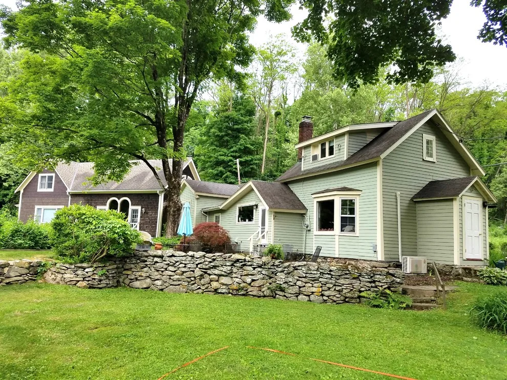 Pawling NY Outdoor by Amy Krane Color Consulting - Photo 3