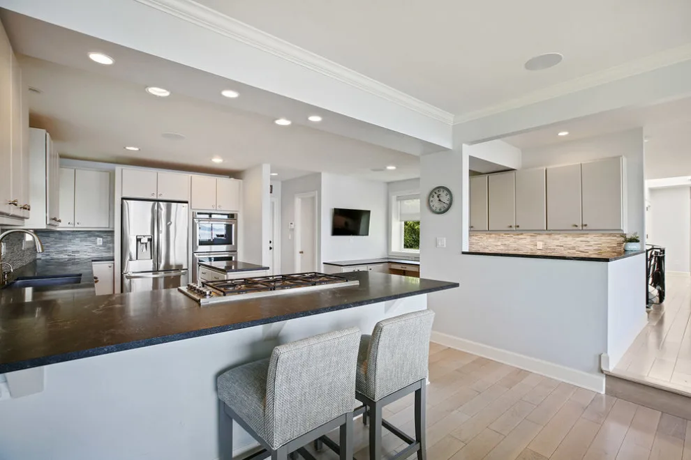 Authentic Home - Photo 10