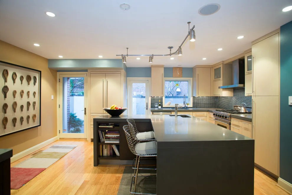 Philadelphia Row House by BlcINTERIORS - Photo 2