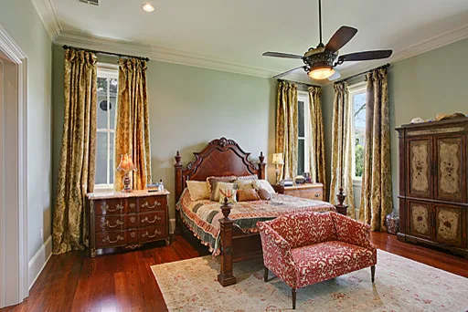 Phosphor Property by Justin Anders-Henne - Photo 5