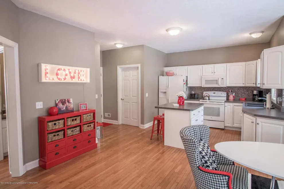 HallHouse Design - Photo 13