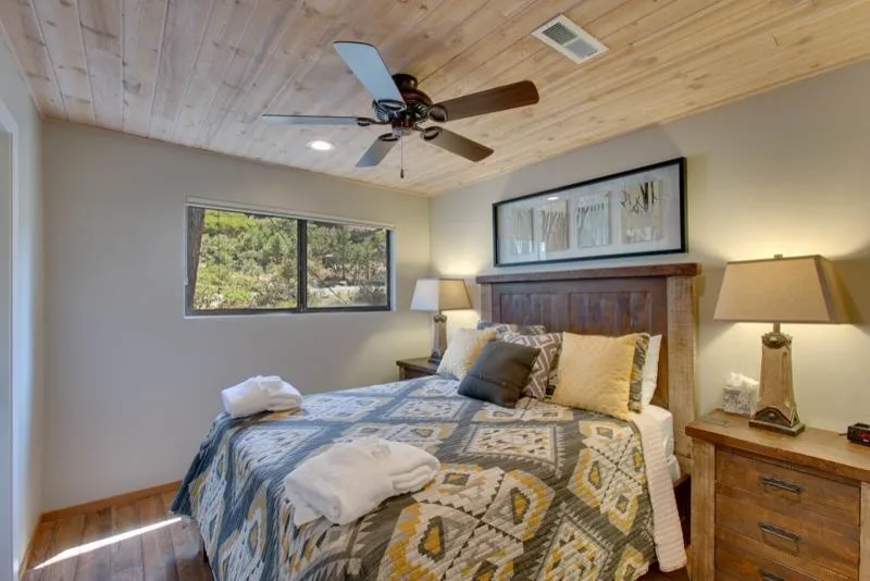 Tahoe Lake Cabin by Interior Motives - Photo 2