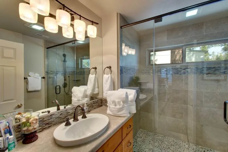 Tahoe Lake Cabin by Interior Motives - Photo 4