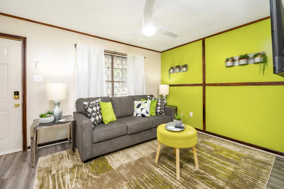 Pineville Eleven by Mission Accomplished Interior Design & Staging - Photo 3