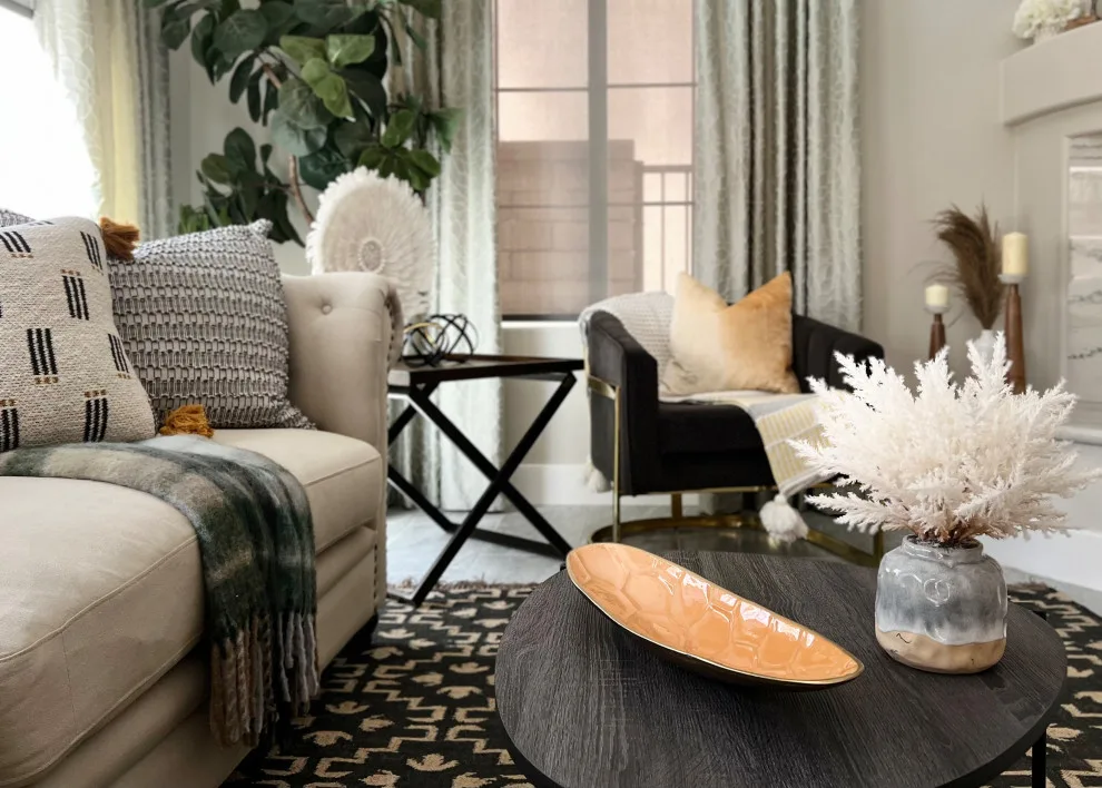 Painting by Indian Wells & Beverly Hills Luxury Interiors - Photo 15