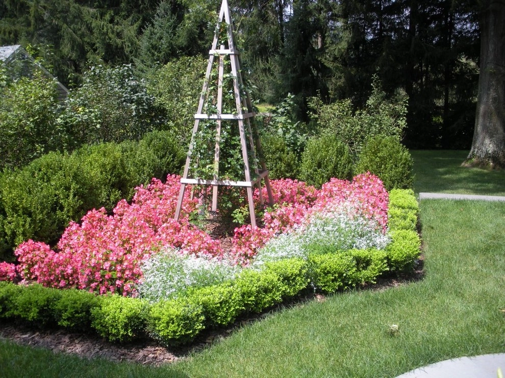 Landscapes by Professional Landscape Services, Inc. - Photo 11