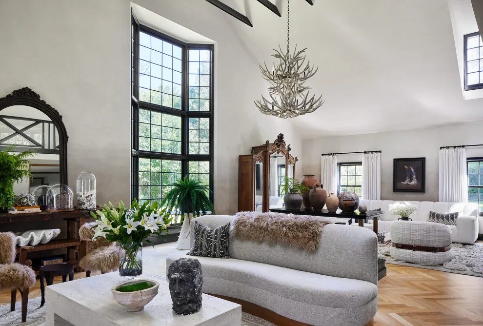 Equestrian Residence by Crystal Blackshaw Interiors - Photo 2