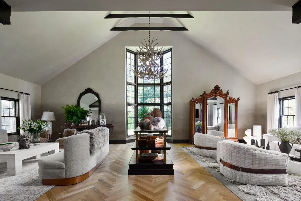 Equestrian Residence by Crystal Blackshaw Interiors - Photo 4