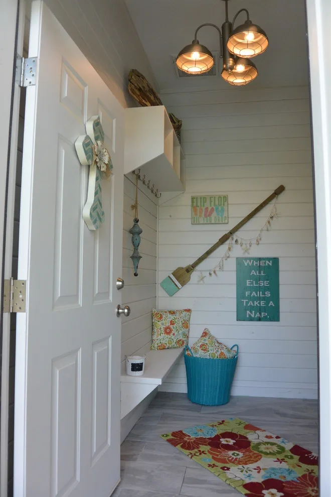 Swimming Pool Cottage by Jo Waite Interiors & Construction - Photo 2