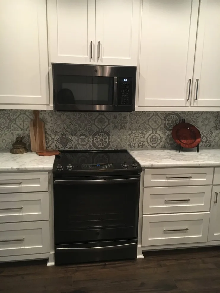 Showcase by Eve's Interior Decorating - Photo 14