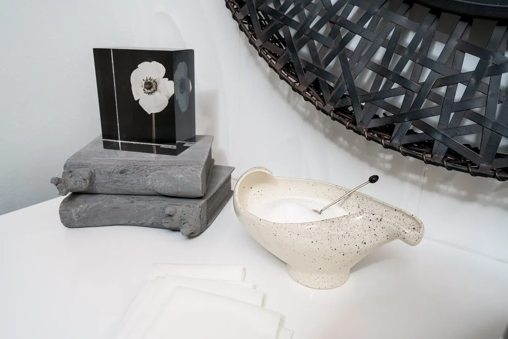Monochrome Textures for Powder Room by In Detail Interiors - Photo 4