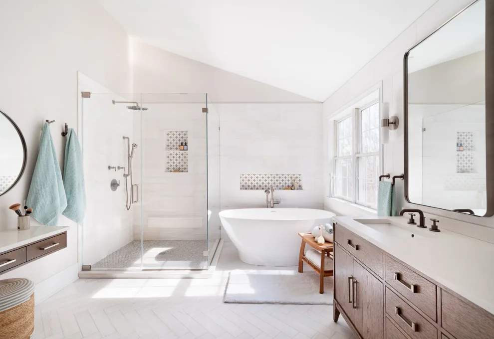 Main Bedroom and Bathroom by The Berri Box - Photo 4