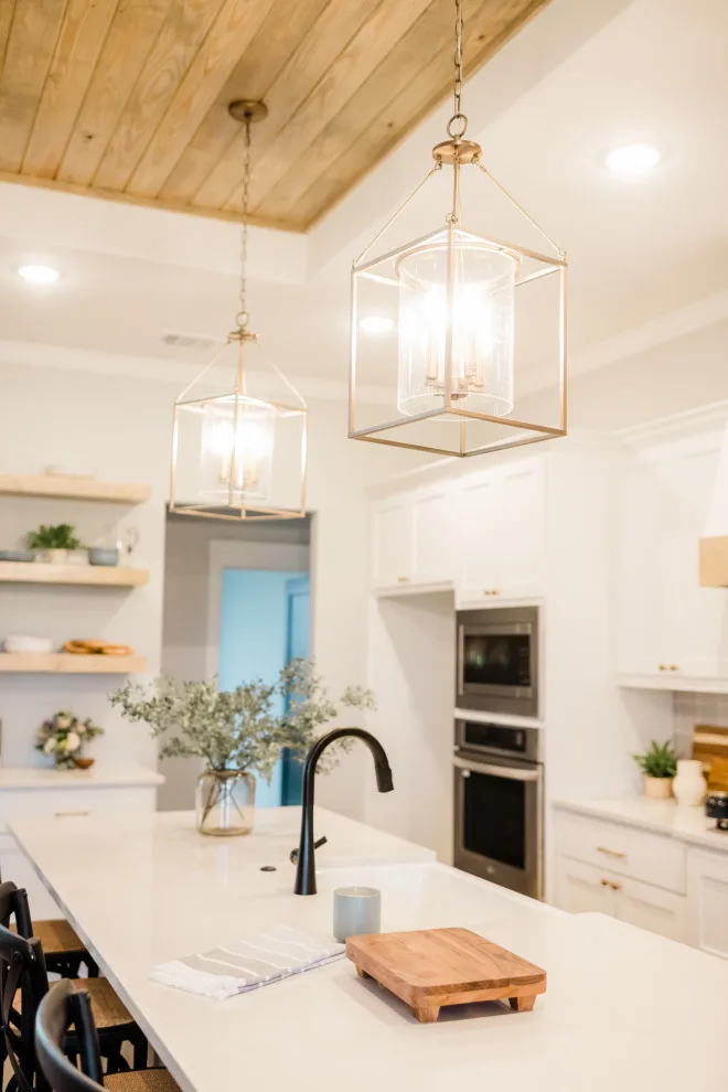 Bourbon Lane Project / Staging Design / Bryan, TX by Adele Interiors - Photo 16