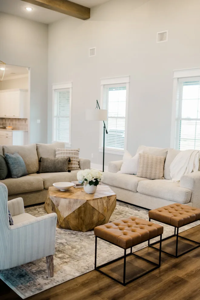 Bourbon Lane Project / Staging Design / Bryan, TX by Adele Interiors - Photo 12