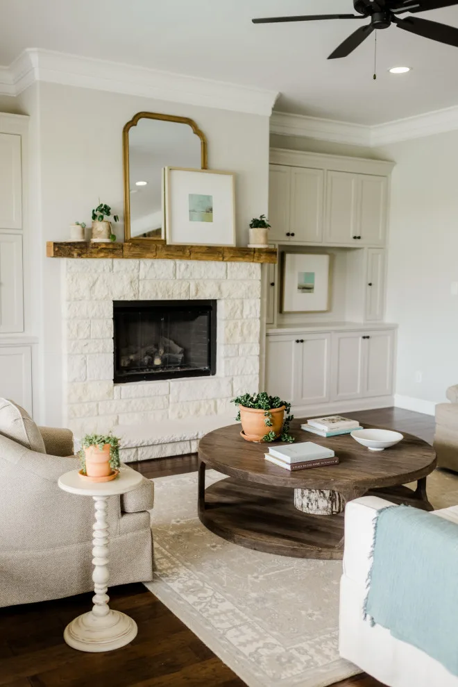 Laurel Project / Furniture Design / Bryan, TX by Adele Interiors - Photo 15