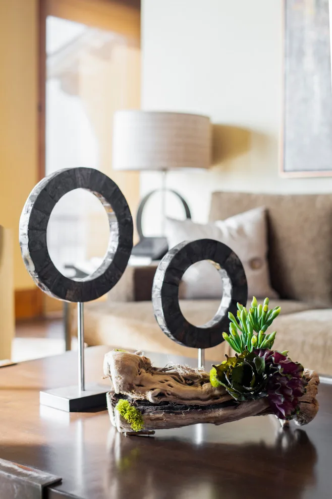 Spruce Personalized Decor - Photo 12