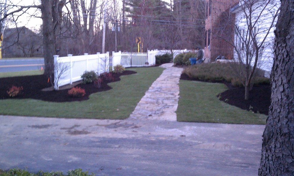 Walkways by Pure Perfection Landscape And Services Inc - Photo 11