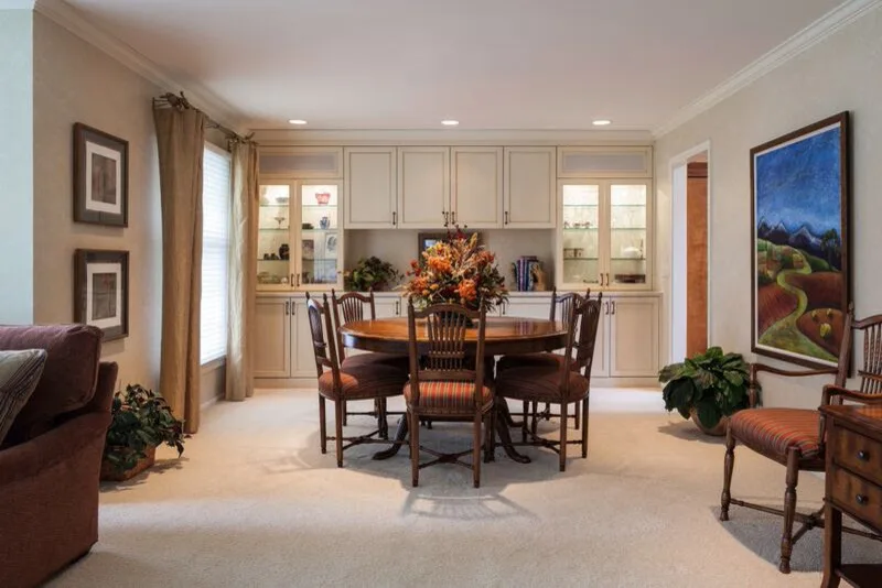 Classic Ranch-Style Residence by Interior Design Concepts - Photo 9