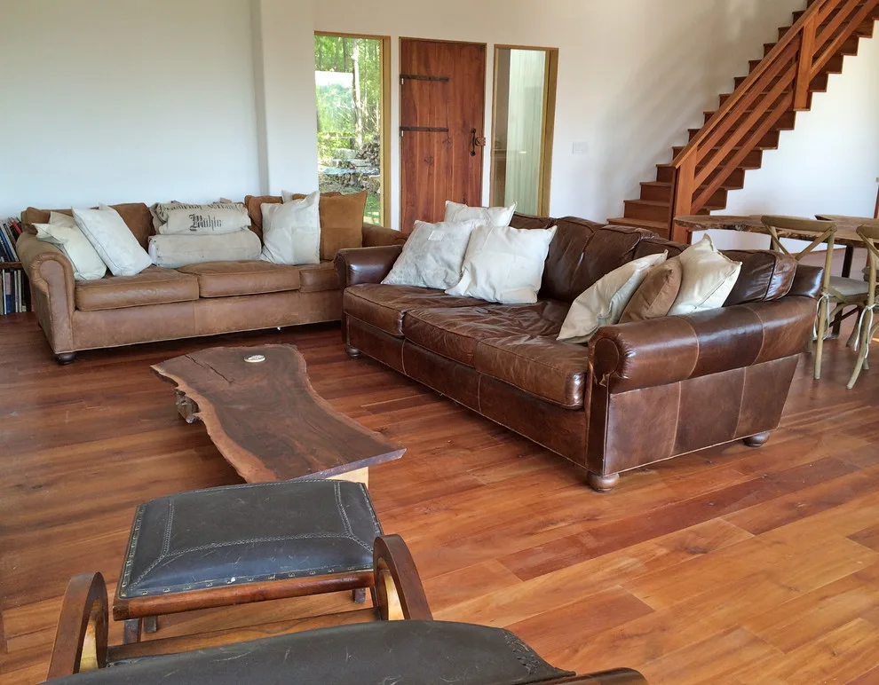Crimson Cliff Contemporary Staging by Bespoke Decor - Photo 8