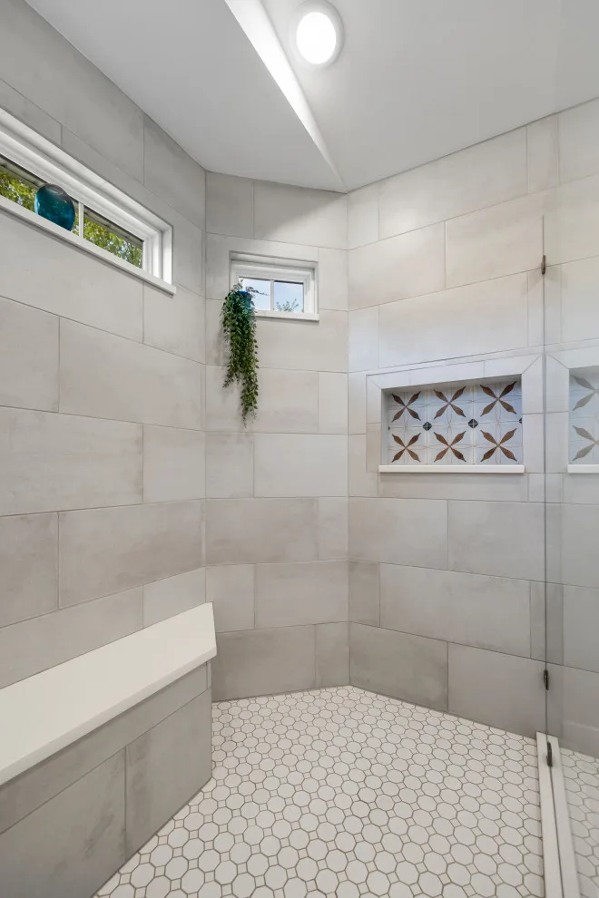 Scarlet Avenue by Unique Ambiance LLC - Photo 20