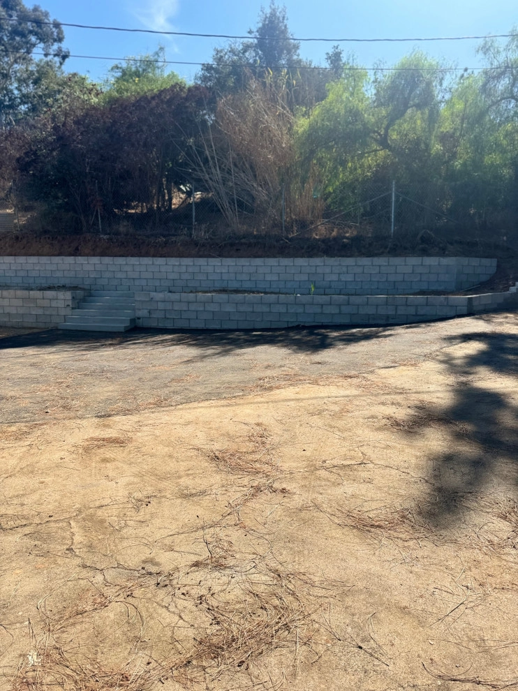 San Diego, Spring valley, retaining wall by Quetzal Landscapes, Inc. - Photo 3