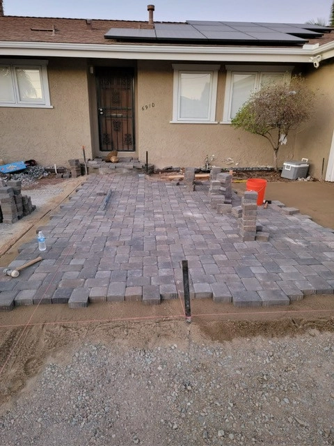 front yard hardscape by Quetzal Landscapes, Inc. - Photo 11