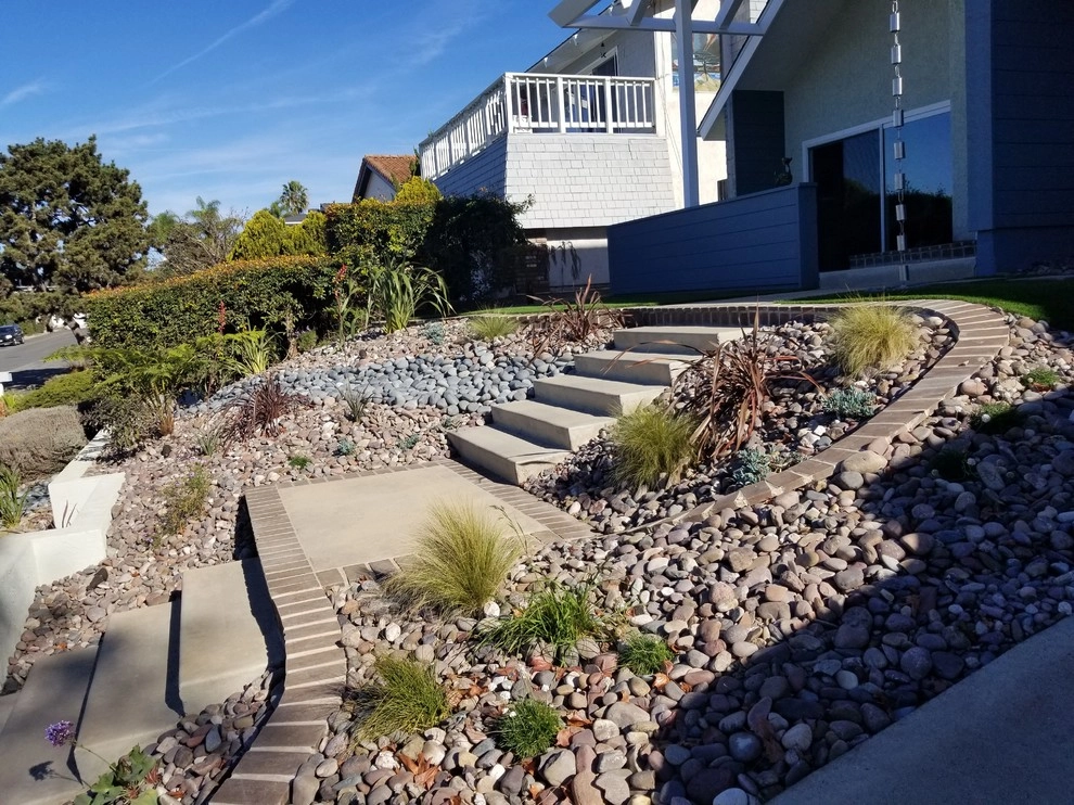 Del Mar, CA by Quetzal Landscapes, Inc. - Photo 5