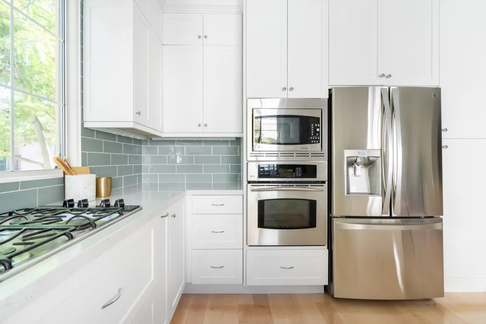 Renaissance Boulevard by Acacia + Spruce - Photo 4