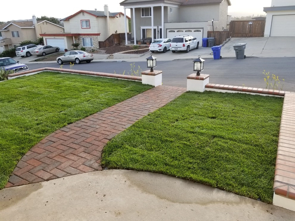 Front yard Retaining wall by Quetzal Landscapes, Inc. - Photo 2