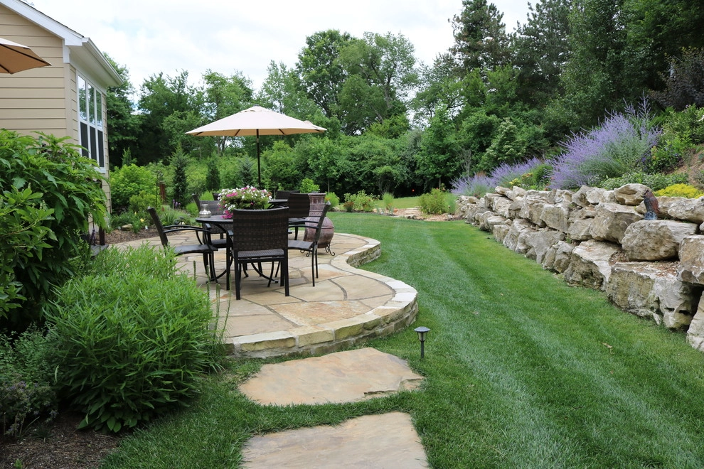 Outdoor Entertaining Spaces by Quiet Village Landscaping - Photo 4