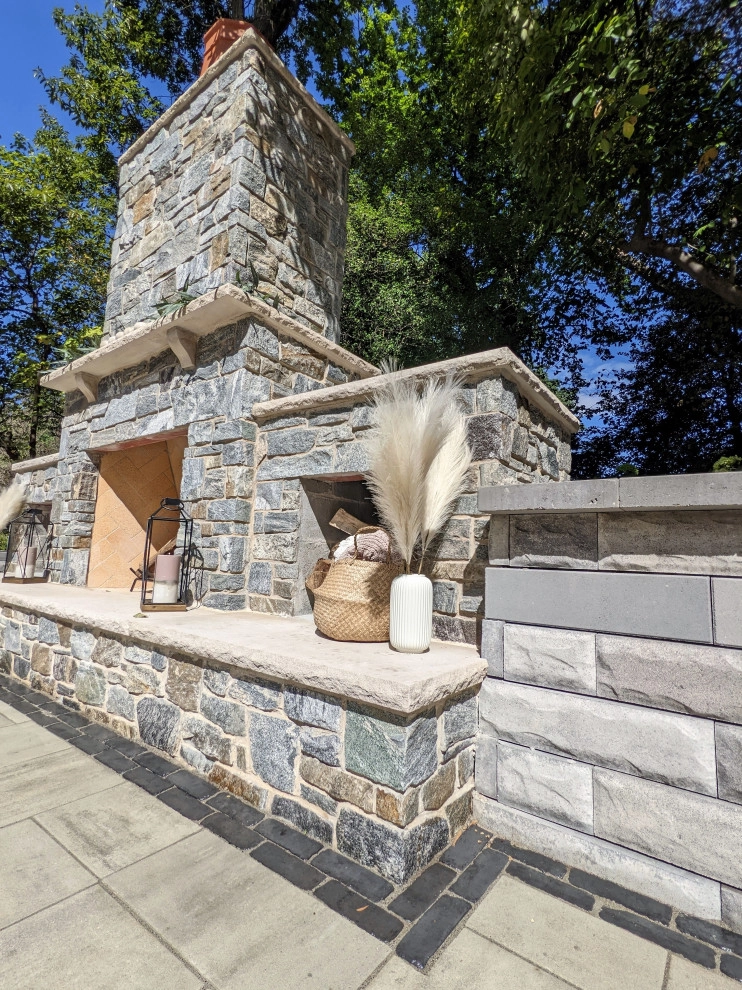 Modern Poolside Entertaining Space with Outdoor Kitchen by Quiet Village Landscaping - Photo 3