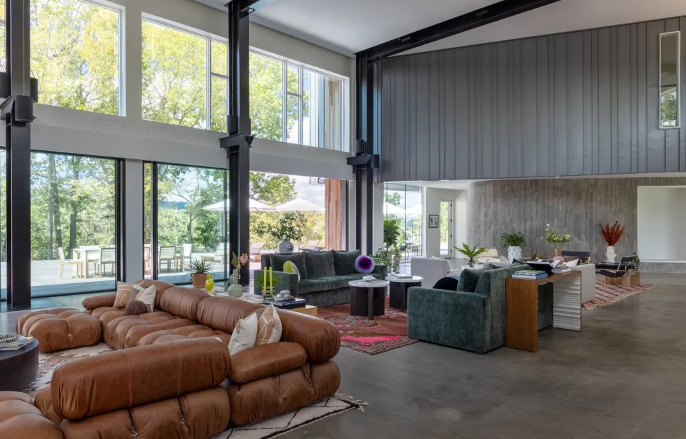 Stream Residence by Crowell + Co. Interiors - Photo 2